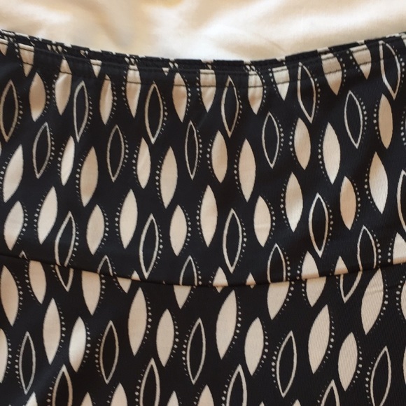 Lapis elastic waist skirt. XL. Black and beige. - Picture 3 of 3